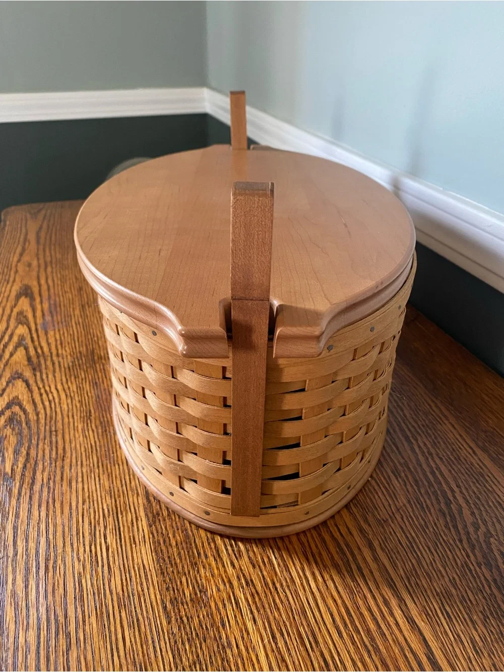 Vintage Longaberger 2004 Collectors Club Family Legacy Basket COA